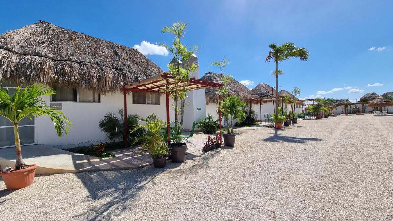 Casa Buddha Chelem Bagian luar foto